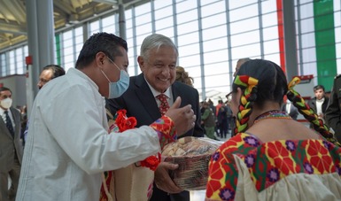 La suma de esfuerzos hizo posible el AIFA: AMLO