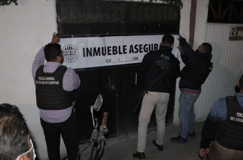 Catean oficinas de Gallos Blancos y de empresa de seguridad, tras riña en el Corregidora