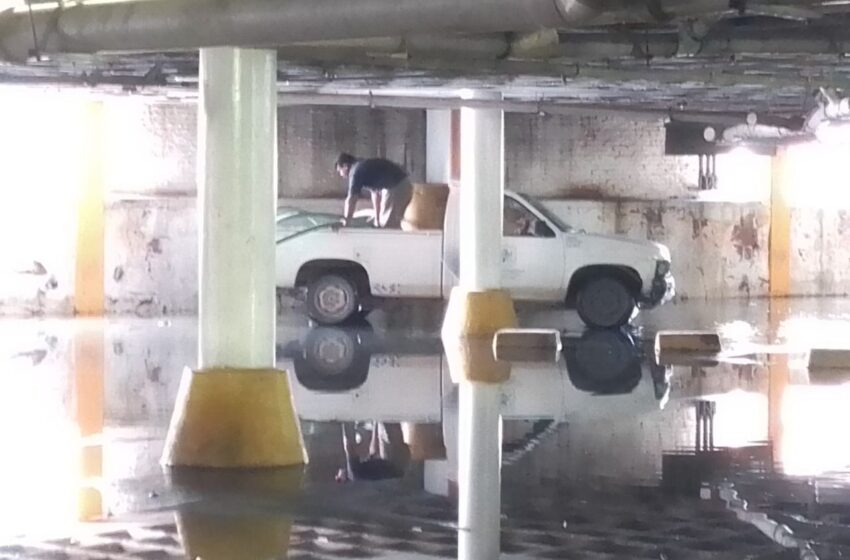 Resuelven inundaciones en Mercado República