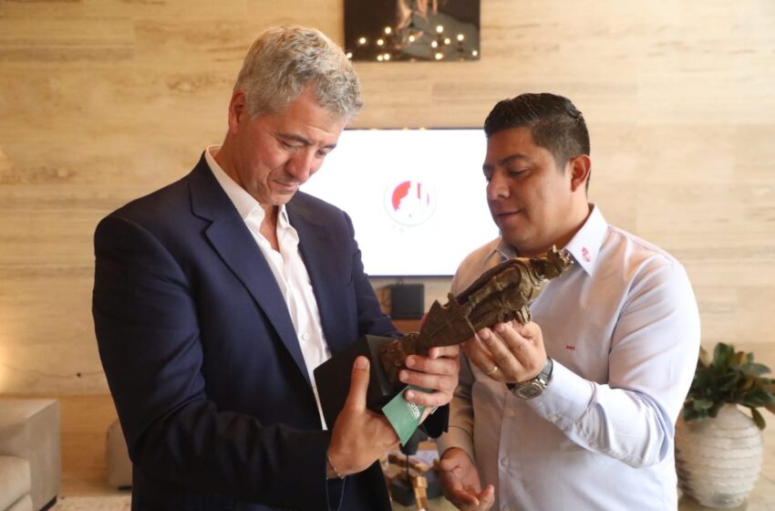 Ricardo Gallardo concreta ciudad deportiva del Atlético de Madrid en SLP