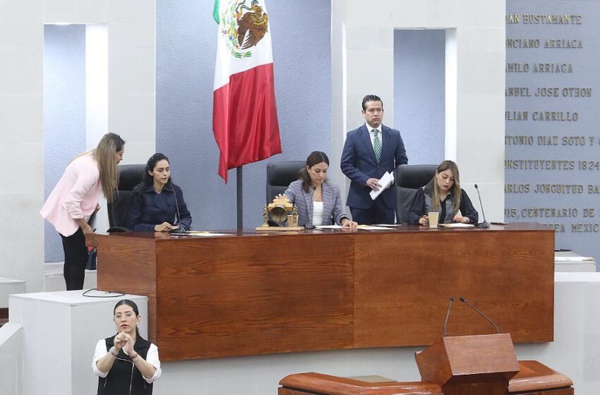  Recibe diputación permanente propuesta para exhortar a las autoridades a realizar obras viales