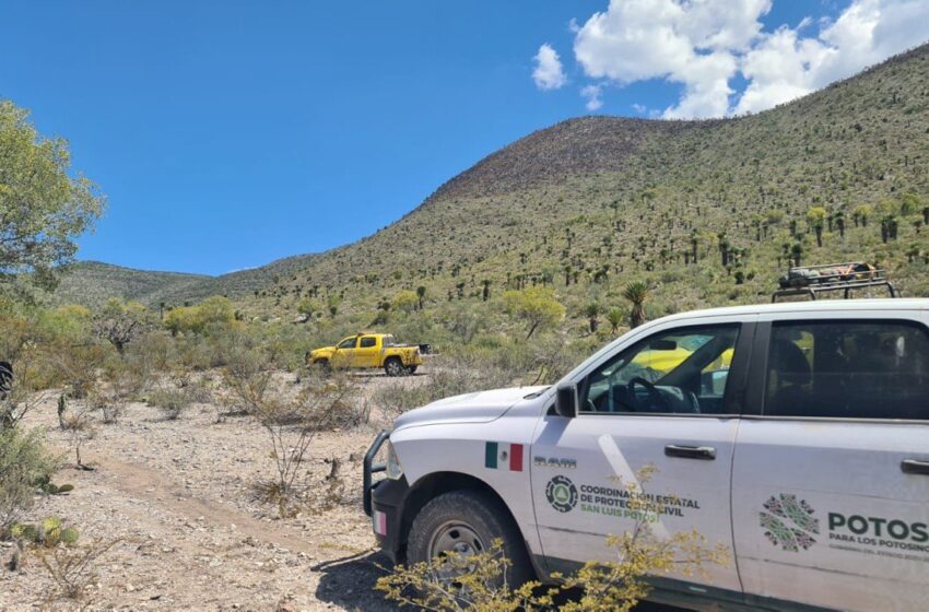  Gobierno del Estado apoya en combate de incendio forestal en Matehuala