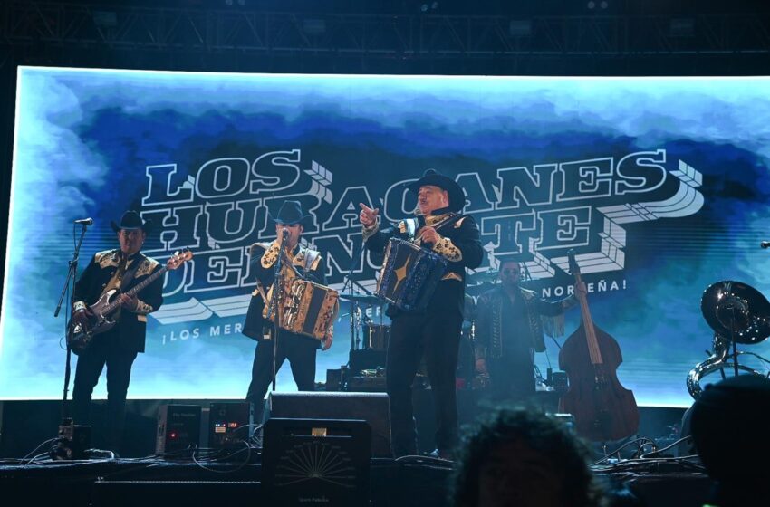  Los Huracanes del Norte Triunfan en la FENAE con su Nueva Gira “A Otro Nivel”