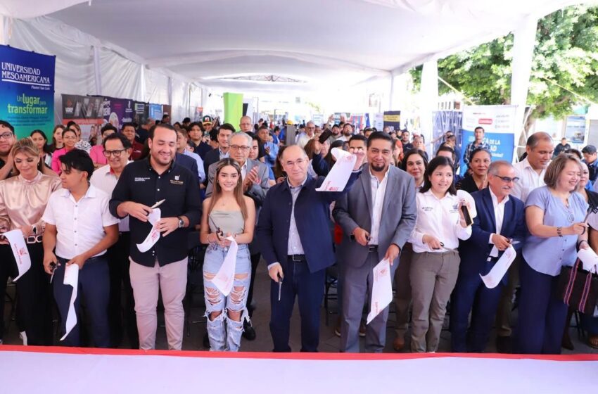 Incremento en el número de becas durante la Feria Universitaria, anuncia Alcalde Galindo