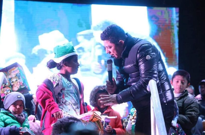 Ricardo Gallardo llevará posadas navideñas a las cuatro regiones de San Luis Potosí