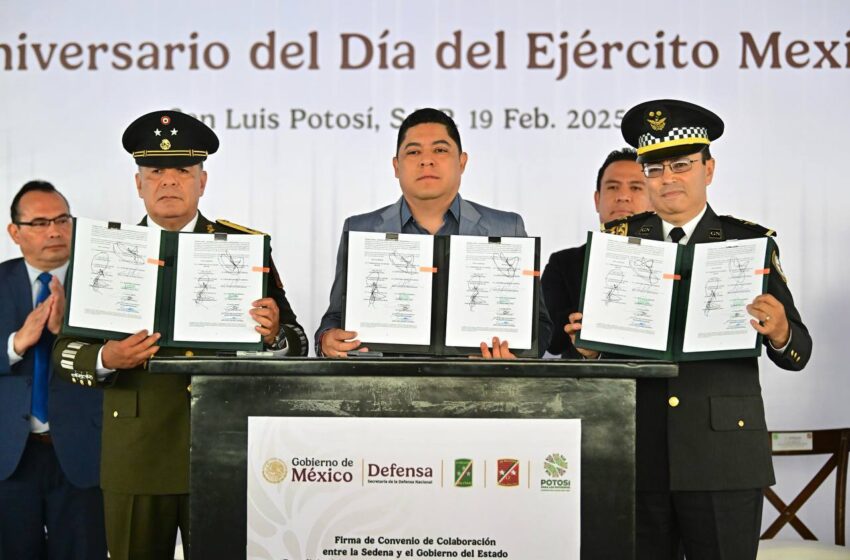 Ricardo Gallardo celebra el Día del Ejército y anuncia apoyo a familias de militares caídos