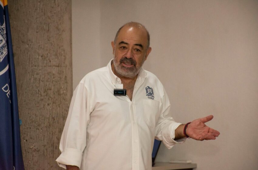 Microplásticos, amenaza silenciosa y omnipresente, advierte catedrático de la Facultad de Medicina de la UASLP