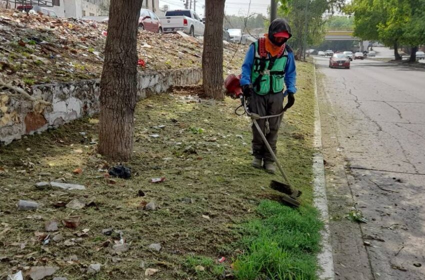 Seduvop refuerza limpieza de bulevares tras lluvias para mantener la conectividad en la zona metropolitana
