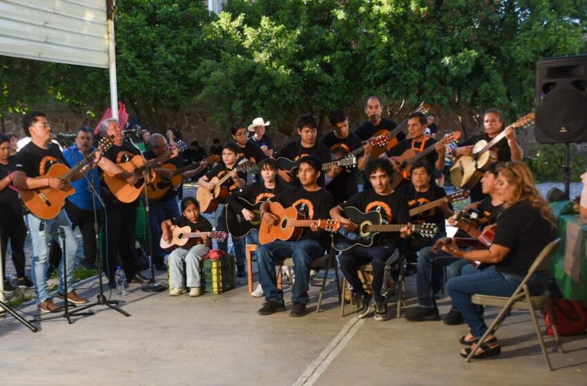 CENTROS COMUNITARIOS DE SOLEDAD CLAUSURAN TALLERES CON EXHIBICIÓN DE BAILE, ARTE Y CONVIVENCIA SANA