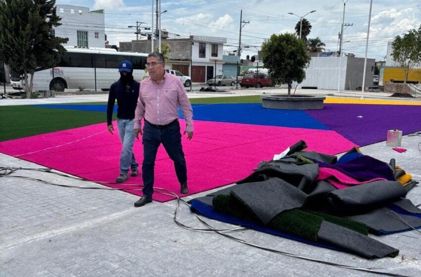 ALCALDE JUAN MANUEL NAVARRO SUPERVISA PROGRESO EN LA CONSTRUCCIÓN DE PARQUE URBANO EN VILLAS DEL SOL