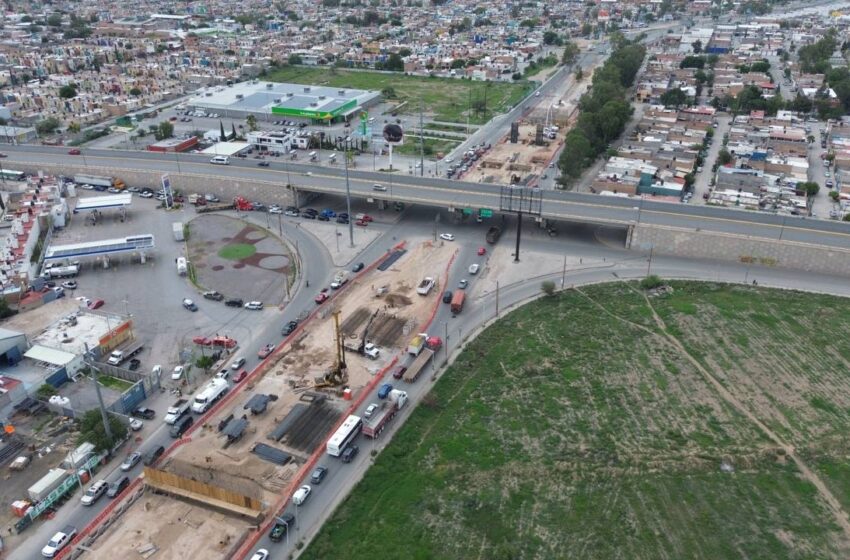 Avanza Construcción De Puente Superior Vehicular