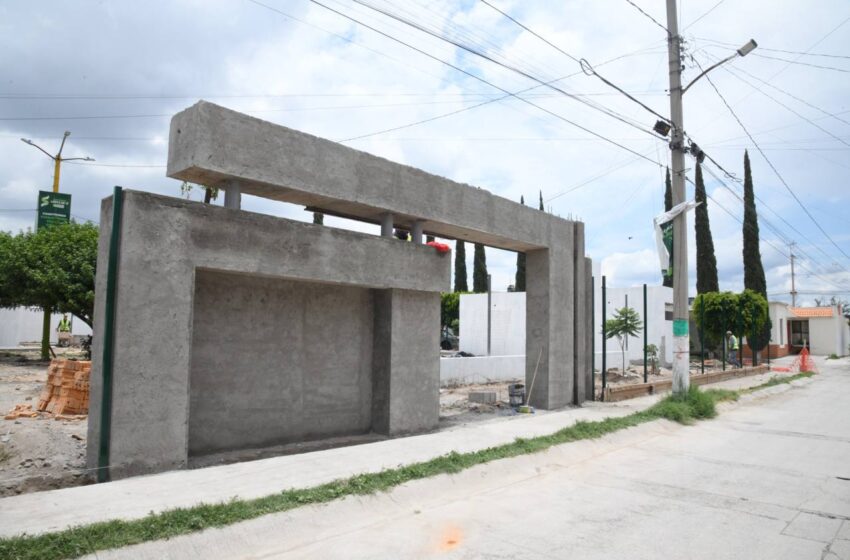 Con Compromiso Y Dedicación, Gobierno De Soledad Progresa En La Construcción De Parques Urbanos