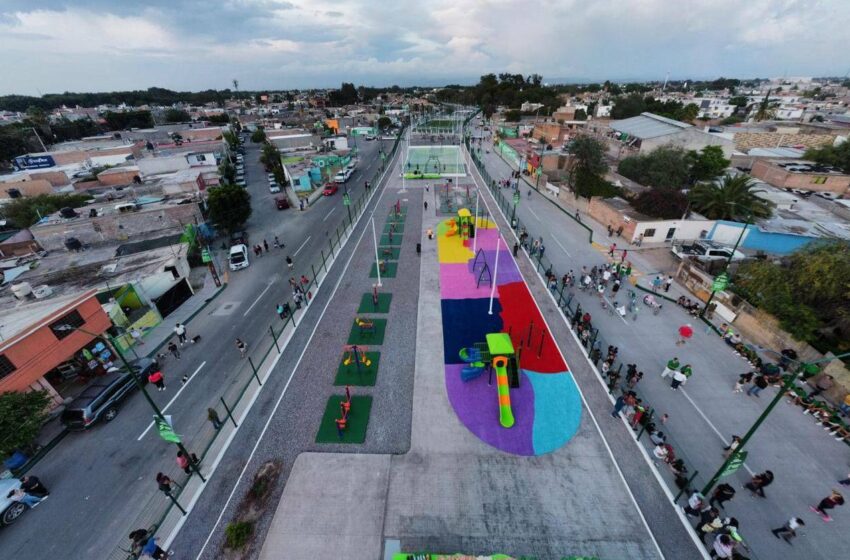  COLONIA HOGARES POPULARES PAVÓN EN SOLEDAD TIENE DOS VIALIDADES TOTALMENTE TRANSFORMADAS
