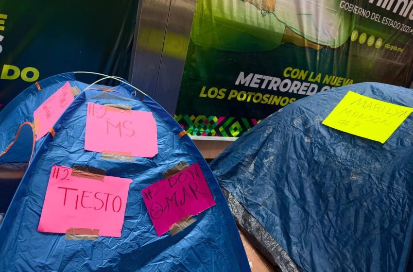  LOCURA MUSICAL EN LA FENAPO 2025 DESATA FUROR ANTES DE INICIAR