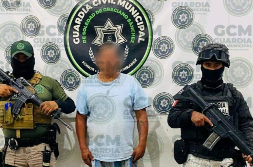  POR PORTACIÓN DE ARMA DE FUEGO, CARTUCHOS ÚTILES Y COHECHO, PAREJA FUE DETENIDA POR GUARDIA CIVIL DE SOLEDAD
