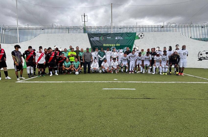 GOBIERNO ESTATAL IMPULSA LA REINSERCIÓN SOCIAL CON ENTREGA DE APOYOS DEPORTIVOS