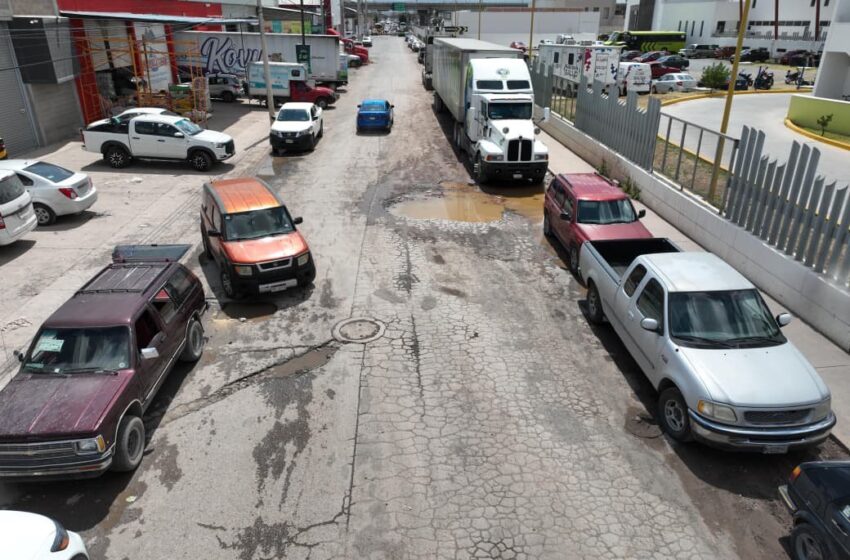  VECINOS Y COMERCIANTES AGRADECEN INICIO DE PAVIMENTACIÓN DE AV. CAMINO A LA LIBERTAD