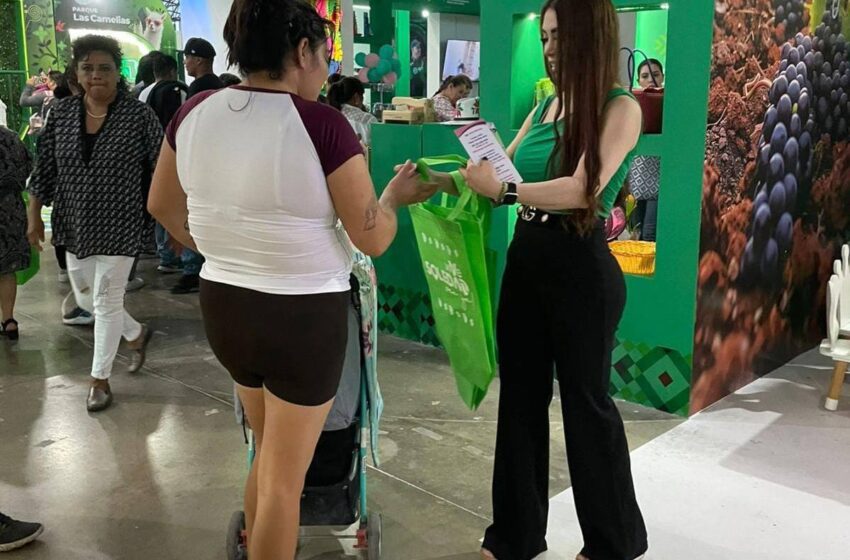 SOLEDAD DE G. S. CAUTIVÓ EN LA FENAPO CON UN STAND QUE CONQUISTÓ A VISITANTES DE MÉXICO Y EL MUNDO