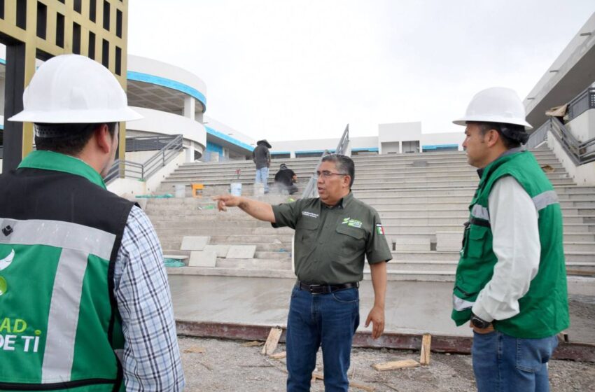  JUAN MANUEL NAVARRO MUÑIZ SUPERVISA AVANCES DE LA NUEVA UNIDAD ADMINISTRATIVA MUNICIPAL EN AVENIDA SAN PEDRO