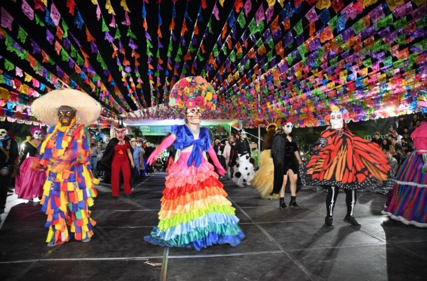 SOLEDAD VIVE EL XANTOLO CON MULTITUDINARIO DESFILE: COMPARSAS, MÚSICA Y CONVIVENCIA SOCIAL