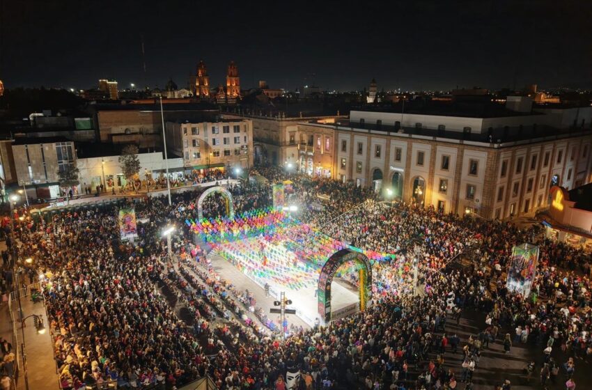 ESPECTACULAR DESFILE DE XANTOLO 2025 EN LA CAPITAL DEL ESTADO