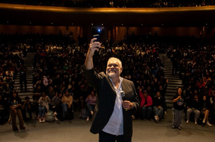  Joaquín Cosío, voz y rostro del cine mexicano, inspira a nuevas generaciones en el 8º Festival de Cine UASLP