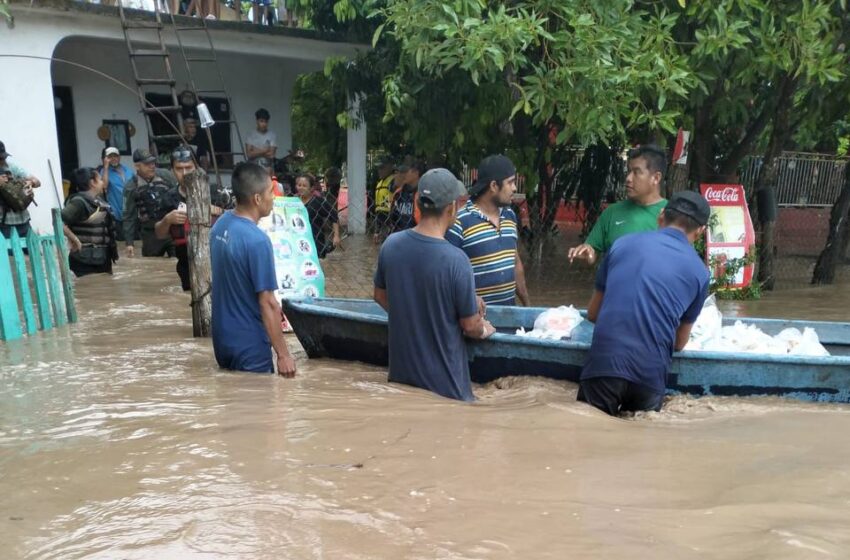  APOYA GOBIERNO ESTATAL A FAMILIAS AFECTADAS EN SAN VICENTE