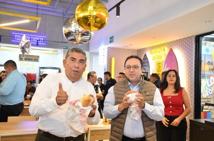 JUAN MANUEL NAVARRO DESTACA LA CONFIANZA EMPRESARIAL EN SOLEDAD, AL INAUGURAR NUEVA CARL`S JR