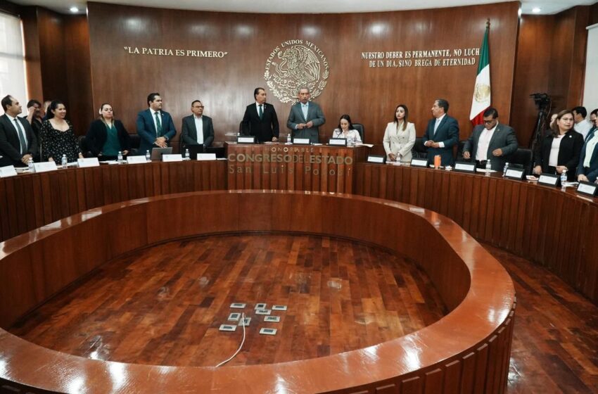 SEGE DESTACA AVANCES EN EDUCACIÓN Y RESPALDO AL MAGISTERIO POTOSINO
