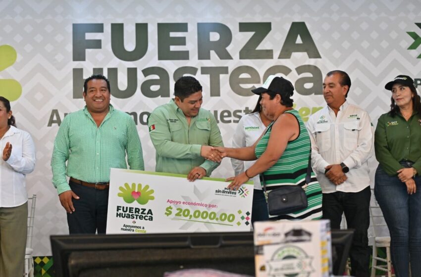 RICARDO GALLARDO ENTREGA APOYOS DEL PROGRAMA “FUERZA HUASTECA” A FAMILIAS DE TAMAZUNCHALE Y MATLAPA
