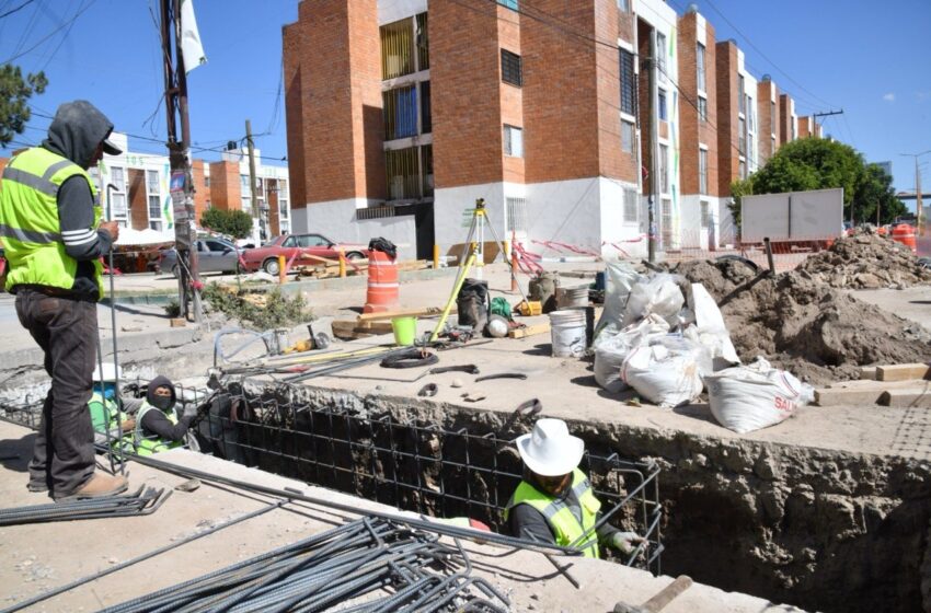  COLECTORES PLUVIALES EN PRIVADAS DE LA HACIENDA Y SAN JORGE EN SOLEDAD, CASI LISTOS PARA ENTREGARSE