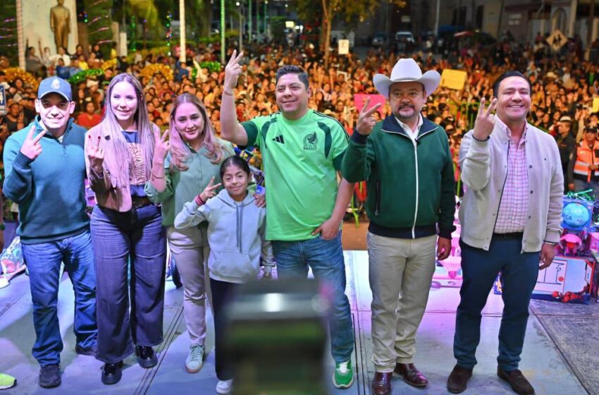  Ricardo Gallardo inicia actividades decembrinas en Ahualulco y Mexquitic