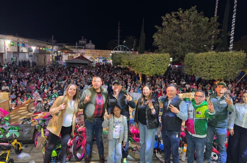  Familias de Charcas y Venado participan en posadas navideñas encabezadas por el Gobierno Estatal