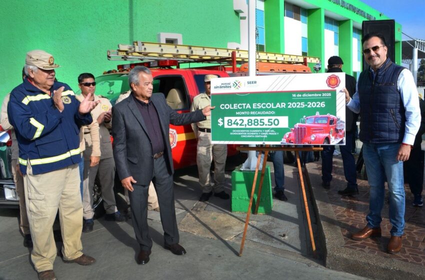  SEER entrega más de 842 mil pesos al Heroico Cuerpo de Bomberos