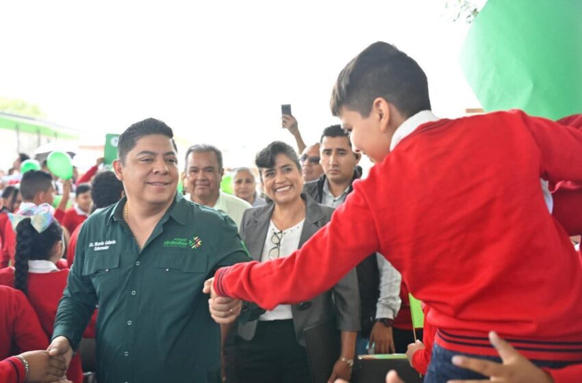  Más movilidad en el Altiplano con rehabilitación de camino en Villa de Ramos