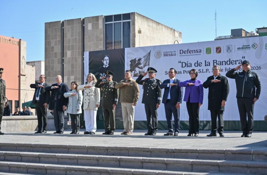  Conmemoran el Día de la Bandera en San Luis Potosí con llamado a la unidad y respeto a los símbolos patrios