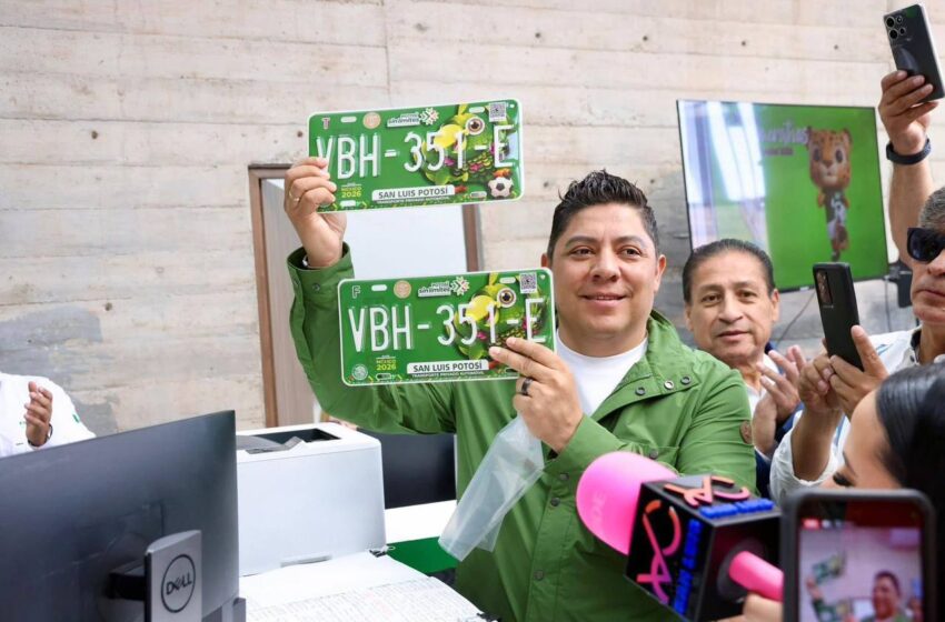  San Luis Potosí pone en circulación placas conmemorativas del Mundial 2026