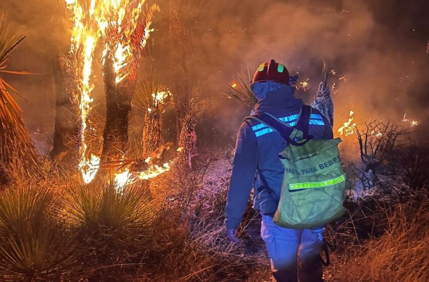  Controlan incendio en Cándido Navarro tras operativo nocturno