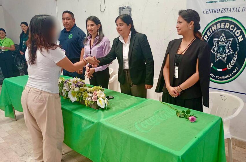  La Pila refuerza atención a mujeres en reinserción con entrega de 210 kits de higiene