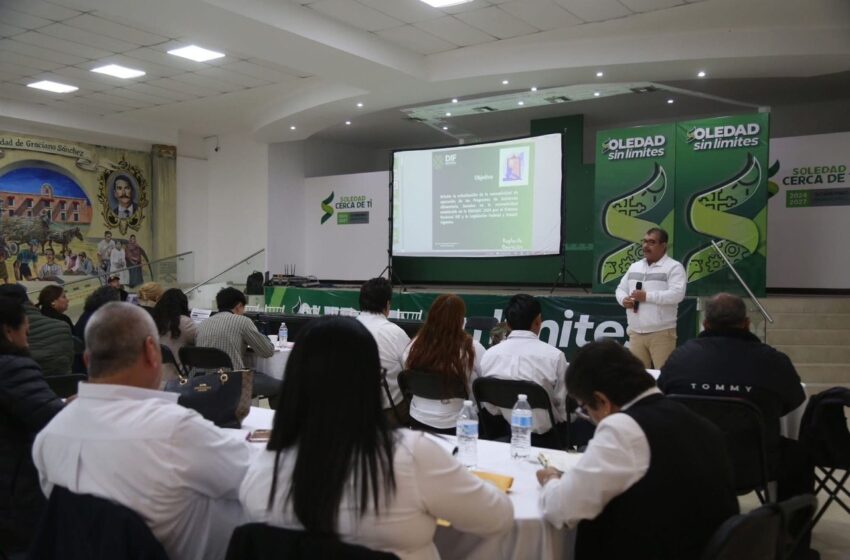  DIF estatal capacita a personal para fortalecer programas alimentarios en San Luis Potosí