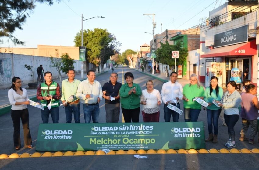  Vecinos y comerciantes reconocen mejora urbana en el centro de Soledad