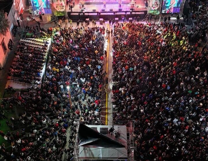  Tropical Panamá y Javier López ponen a bailar a la FENAE 2026 en una noche de cumbia y tradición