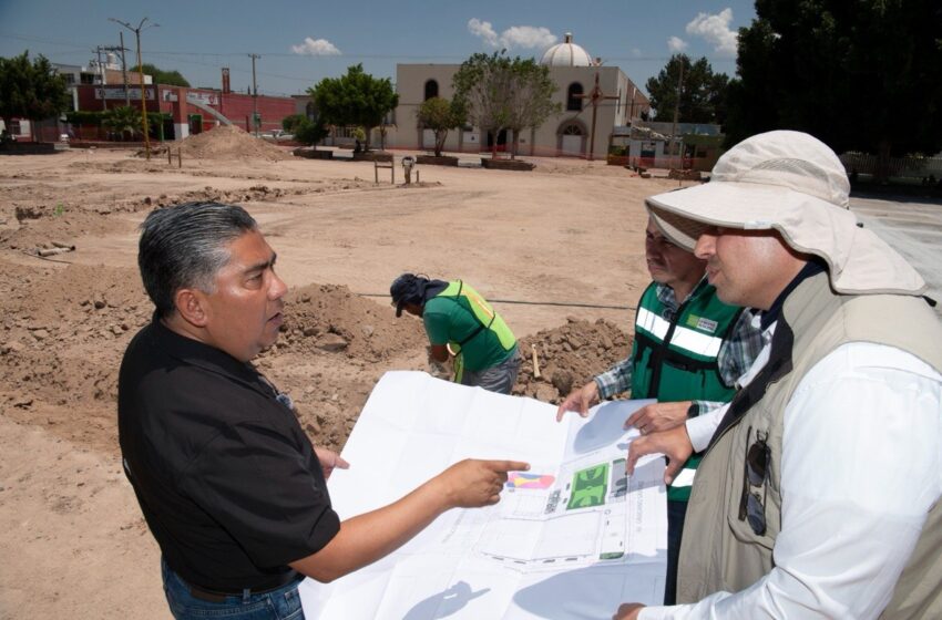  Juan Manuel Navarro supervisa nuevo parque en la colonia 21 de Marzo; beneficiará a más de 14 mil habitantes