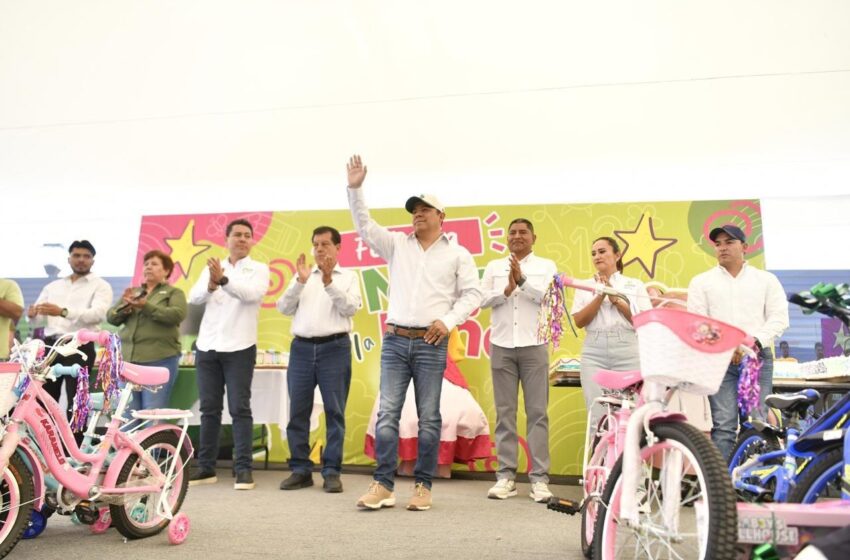  Ricardo Gallardo inicia festejos del Día de la Niñez en Villa de Reyes con entrega de juguetes y actividades para menores
