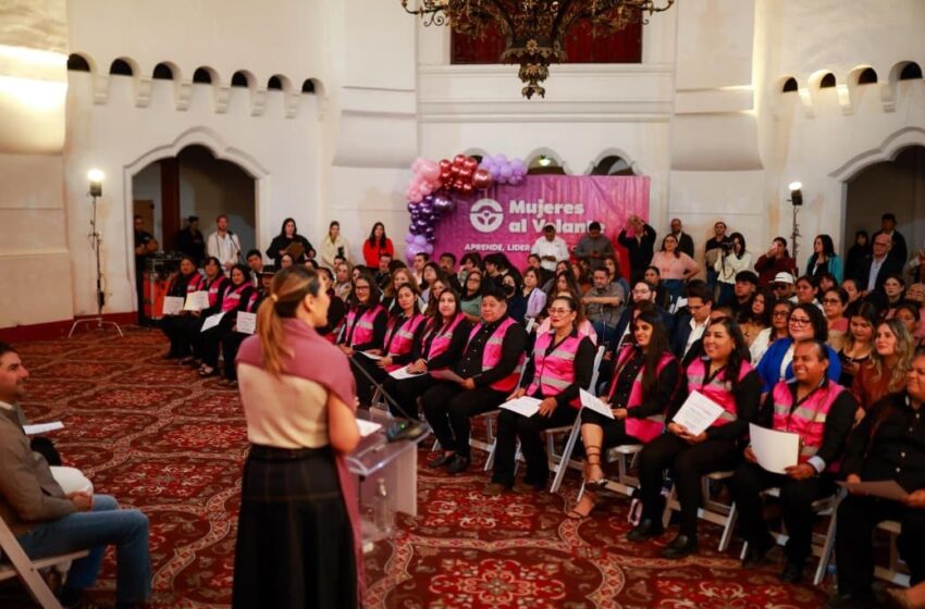  Ensenada gradúa a nueva generación de “Mujeres al Volante”; programa ya ha capacitado a más de 240 mujeres en Baja California