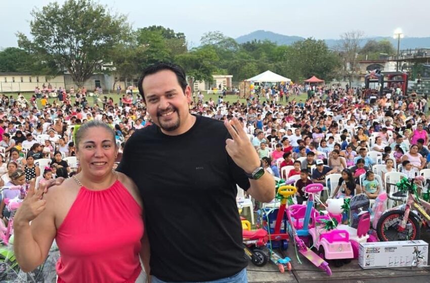  DIF estatal y JEC celebran a niñas y niños con festejos en casas de asistencia y en Axtla de Terrazas