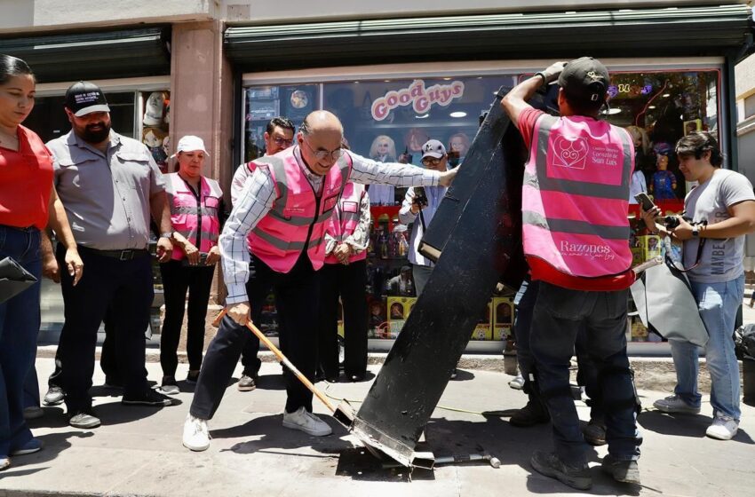  Futuro Compuesto: Lluvia, focos, baches y basura urbana: la ciudad que corre detrás del deterioro