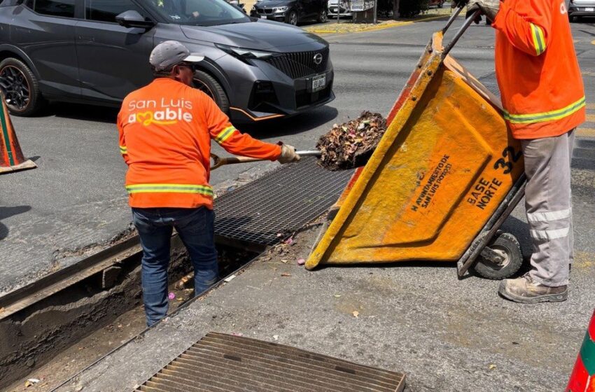  Gobierno capitalino limpia alcantarillas por lluvias, pero reduce la prevención a intervenciones puntuales