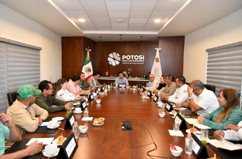  Gallardo acuerda con alcaldes de la Zona Media ampliar 25% las policías municipales