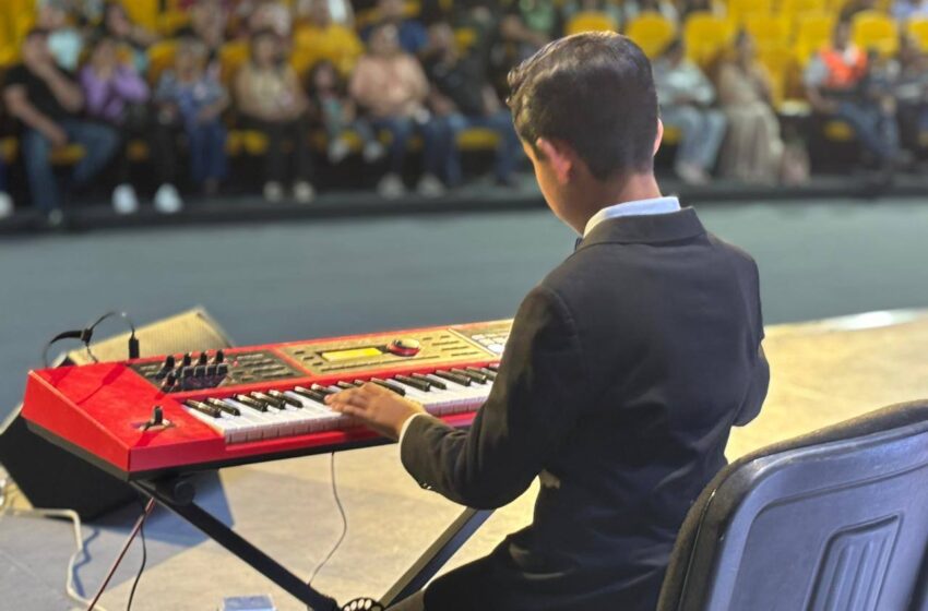  ESCUELA MUNICIPAL DE MÚSICA DE SOLEDAD CONMUEVE A MADRES DE FAMILIA EN SU PRIMER RECITAL